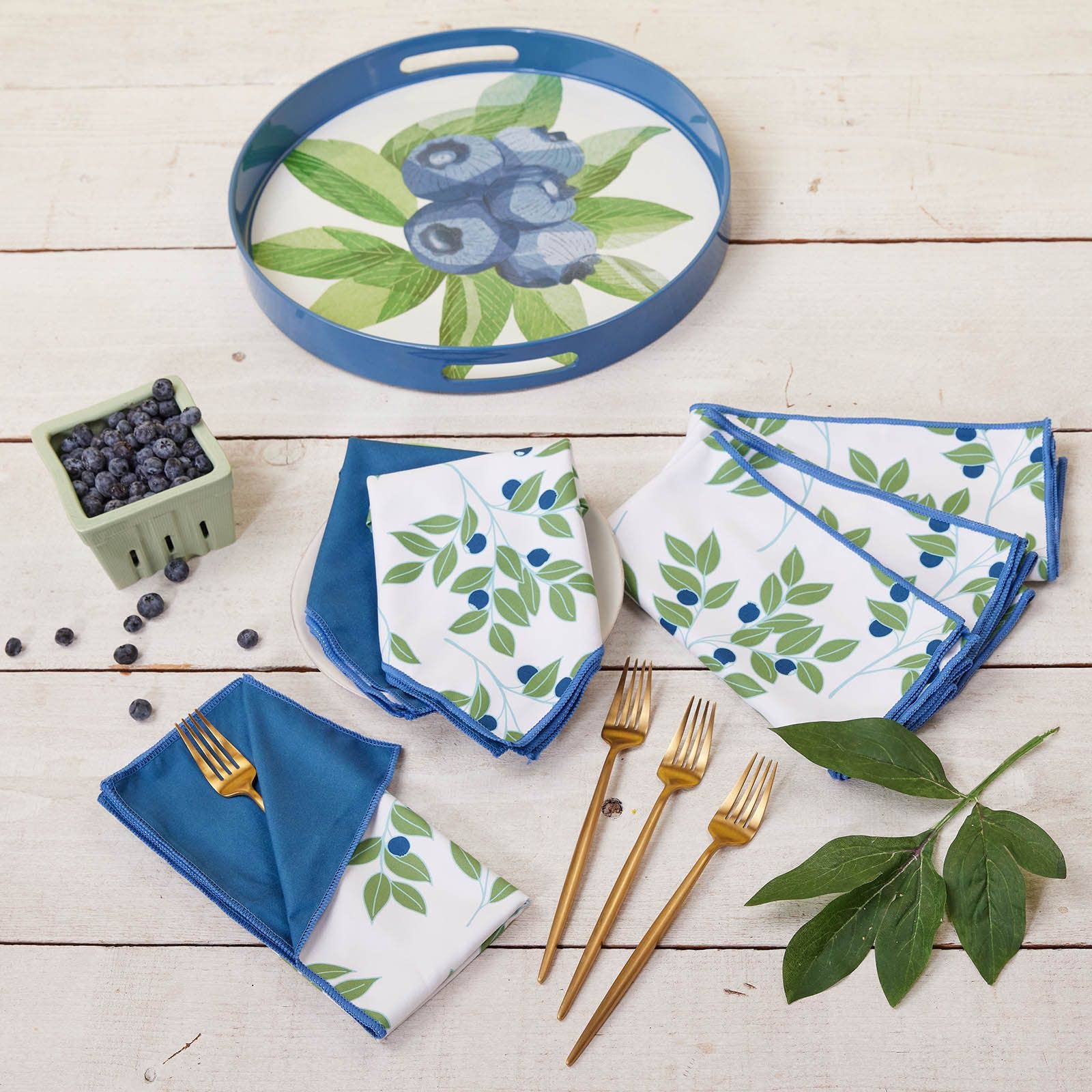 Blueberry Bunch Round Serving Tray
