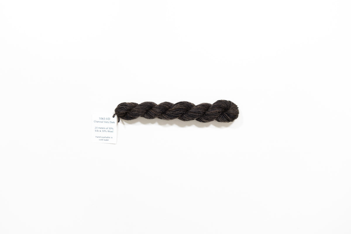 Charcoal Very Dark - Hand Dyed Jumbuck