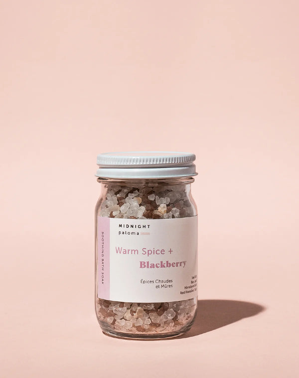 WARM SPICE + BLACKBERRY SOOTHING BATH SOAK, 4 oz.